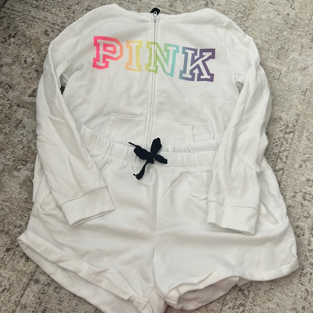 PINK by Victoria’s secret shorts and zip up hoodie sz L